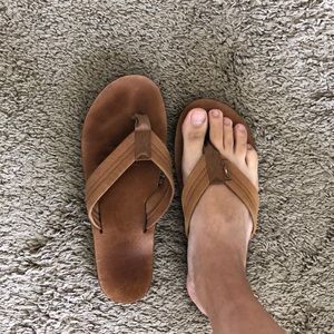 Rainbow XL tan Leather flip flops with 1" Strap